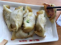 -小姜锅贴(凤凰街店)