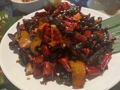 干煸野生菌-蜗牛小馆醉乡民谣云南菜(惠新西里店)