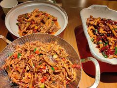 -万松园美食街