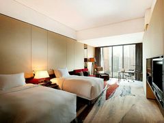 -广州天河希尔顿酒店