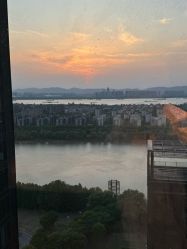 -涵禧月精致月子中心
