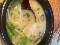 -小锅巴纳西餐厅