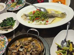 -海派悦庭·海胆烧麦·新融合菜(凯德广场店)