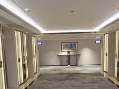 -广东大厦酒店(广州北京路步行街纪念堂地铁站店)