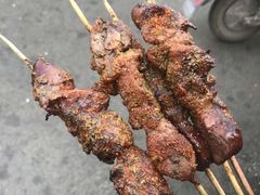 -劳动公园新疆人烤腰子