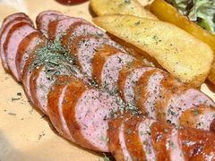 -The Cheebat 锌吧·Bistro(体育西店)