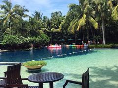 -三亚湾海居铂尔曼度假酒店