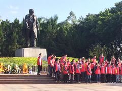 -荔枝公园-小平画像广场