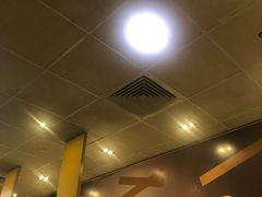 -麦当劳(海岸城店)