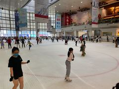 -冰纷万象滑冰场(深圳万象城店)