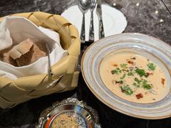 -LESCEDARS Brasserie Bistro香柏树