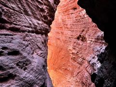 -天山神秘大峡谷