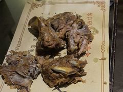 -东口码头·烧鸽子·鱼头泡饼·地方菜(金鹰悦城店)