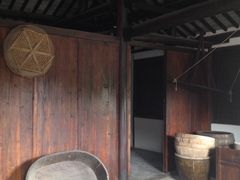 -张闻天故居