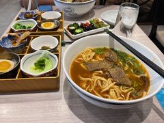 -康师傅私房牛肉面(马泉营奥莱店)
