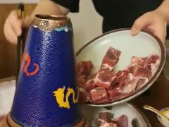-毛辣果·贵州红酸汤牛肉火锅(西单店)