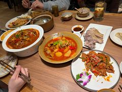 -贯贯吉·清真餐厅(浙江中路店)