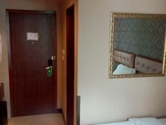 android_upload_pic-香港华美达海景酒店