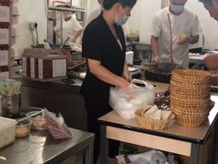 大堂-闫家驴肉老店(华电一校店)