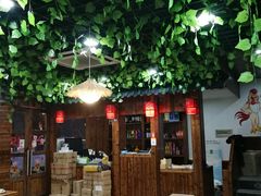 大堂-三里屯土灶炖公鸡地锅鸡(江东店)