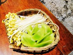 -四小区火锅·巷子里的重庆火锅(花照壁店)