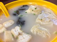 -小杨生煎(金山百联购物中心3楼店)