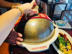 -魏铭鱼头捞饭(晋阳路店)