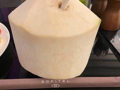 -圣丰索菲特·2 On 988 Café 自助餐厅