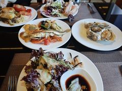 -大中华希尔顿酒店-念自助餐·嗨啤·小龙虾