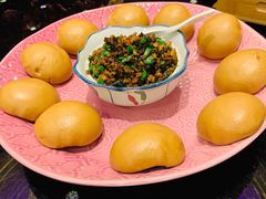 窝窝头包肉-家缘大酒店(新天地不夜城店)