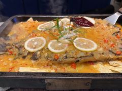 -里岛烤鱼(东港凯虹广场店)