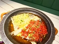 -阿瓦山寨·湘菜现炒·剁椒鱼头王(咸阳总店)