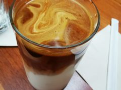 -Line 咖啡(石厦花园店)