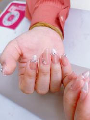 -瞧·享轻奢美甲美睫