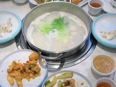 -粤顺渔坊·中山脆肉鲩火锅(清湖店)
