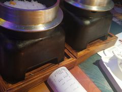 -多嘴超级肉蟹煲(杉杉国潮主题店)