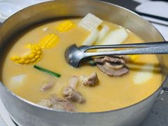 -肥仔文澳门猪骨煲(南京西路店)