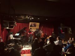 -东岸Cafe 爵士俱乐部