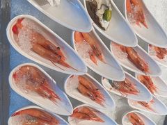 -雍容荟帝王蟹活龙虾展台自助(IFS黑金店)