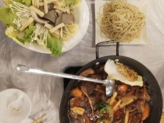 -霄汉牛三鲜湖北砂锅菜(万松园2店)