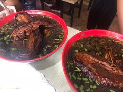 -小龙大肉面馆