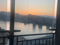-醉江景酒店式公寓(桐庐利时广场店)