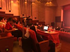 -虹口区工人文化宫