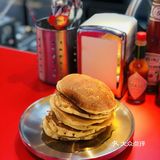 新店首发∣被歪果仁攻占的汉堡店