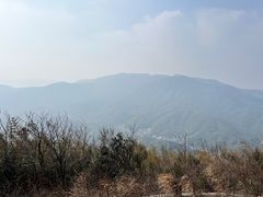 -梅岭月亮湾山体公园