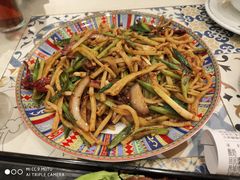 -阿拉丁新疆风味餐厅·清真(罗廊巷店)