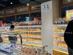 -85度C(生甜甜圈研究工坊·上海平凉店)