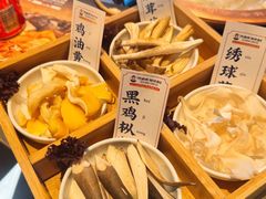 -阿婆情腊排骨火锅·野生菌季(古城旗舰店)