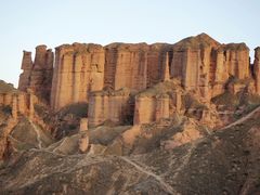 -冰沟丹霞旅游景区