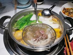 -牛鲜胜·潮汕牛肉自助火锅(番禺市桥店)
